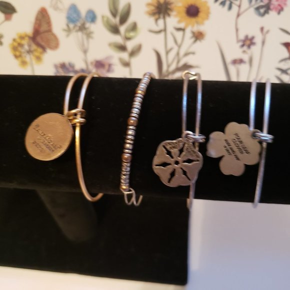 Alex and Ani Shamrock Bracelets Set - Picture 3 of 6